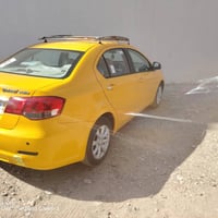 كريت وايل • ٢٠١٢ • بدون صبغ