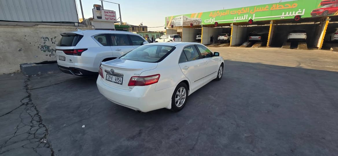 السلام عليكم تيوتا كامري موديل 2009 خليجيه فول مواصفات بيها ثلاث قطع صبغ صبغ بصيط كير مكينه تبريد صدر خير من الله السعر 105 وبيها مجال بصيط وهذا رقمي *********** مكاني محافظه واسط الكوت مركز المدينه
