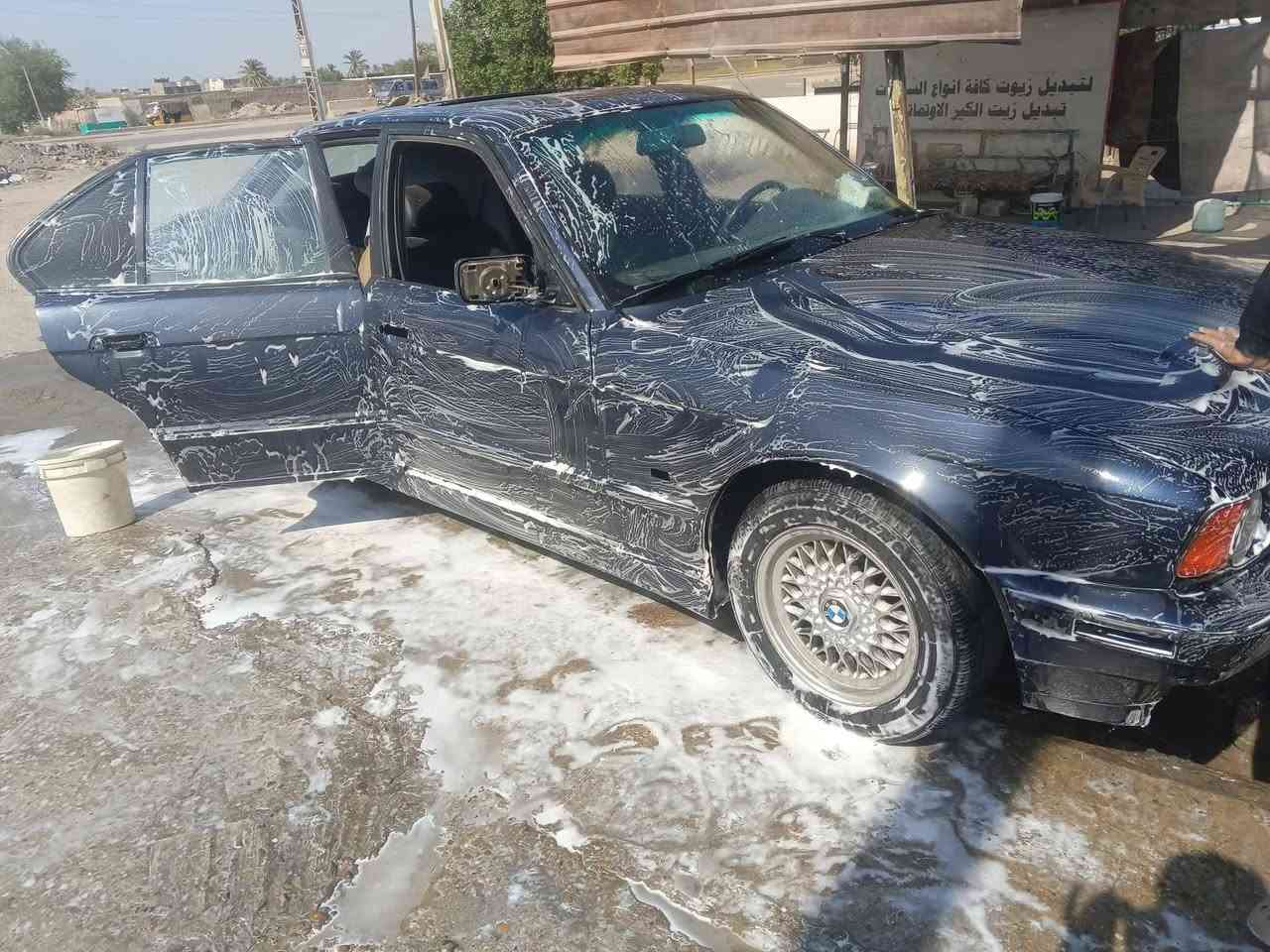 للبيع بي ام 525مسكر سباره خير من الله شلعه فول بيهه نقص بطاين بوب وكهربائيات كله شغال يرادلهه صرفيات شي بسيط *********** معروظه 40وبيهه مجال اتصال فقط وتدلل
