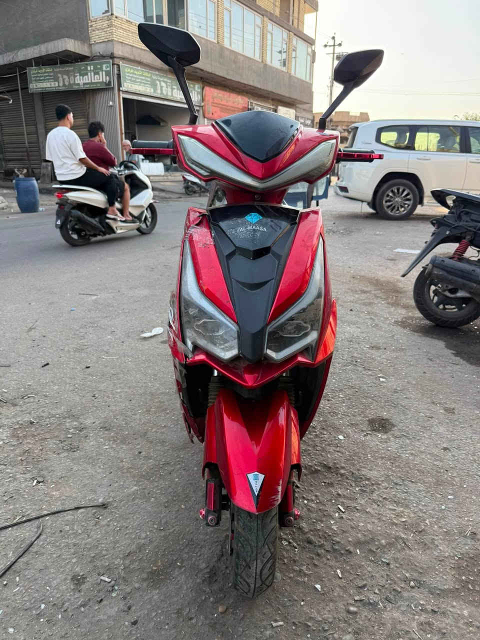 للبيع دراجه شحن موديل 2025 سعر 450 عنوان شارع حيفا 
***********
