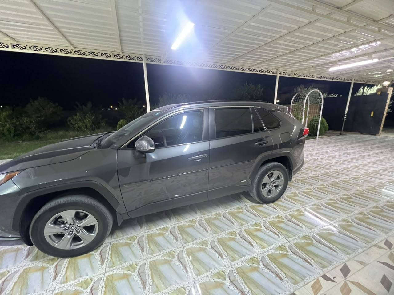 . تيوتا راف4 هايبرد 2024 LE
. مواصفاتها 🔥

. المحرك والقيادة
.2.5L هايبرد
. الدفع 4×4 رباعي
. الگير اوتو
. نظام مانع انزلاق
. هاند بريك بصمه

السلام والمساعده
. رادار امامي
. رادار في المري
. مراقبة النقطه العمياء
. نظام التحذير الاصطدام +فرمله تلقائيه
. تحديد المسار
كامره 360 درجه
. كامره خلفيه
اشاير في المري

الراحه والتقنيات
. شاشه لمس تدعم اندرويد + اتوا كاربلاي
. تحكم ستيرن
. بلوتوث +AUX
. نوافذ كهربائيه اتو
شاحن موبايل أصلي +2
.تتسع 5 راكب
. لاقطة اتصال
. لايت زنون
. تبريد قطعتين
. ويل كب
علماً سونار بالسياره متوفر مع الصور 

مكلف بالنشر
للأستفسار الاتصال على الرقم أدناه
 ***********
