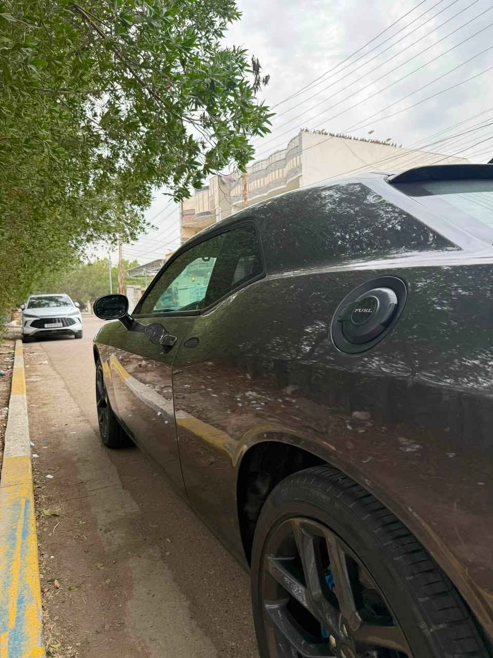 السلام عليكم

دودج جالنجر 2021 Black top
شاشة كبيرة 
انارة داخليه متغيرة تطبيق
السعر :170 وبيها مجال بسيط 
العنوان بغداد حي الجهاد 
للتواصل ***********
حادثها جاملغ وبنيد بدون لغد او شاصي وبيها كلير من امريكا جاملغ خلفي
