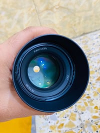 سوني ٨٥مم • F1.8 • شبه جديدة