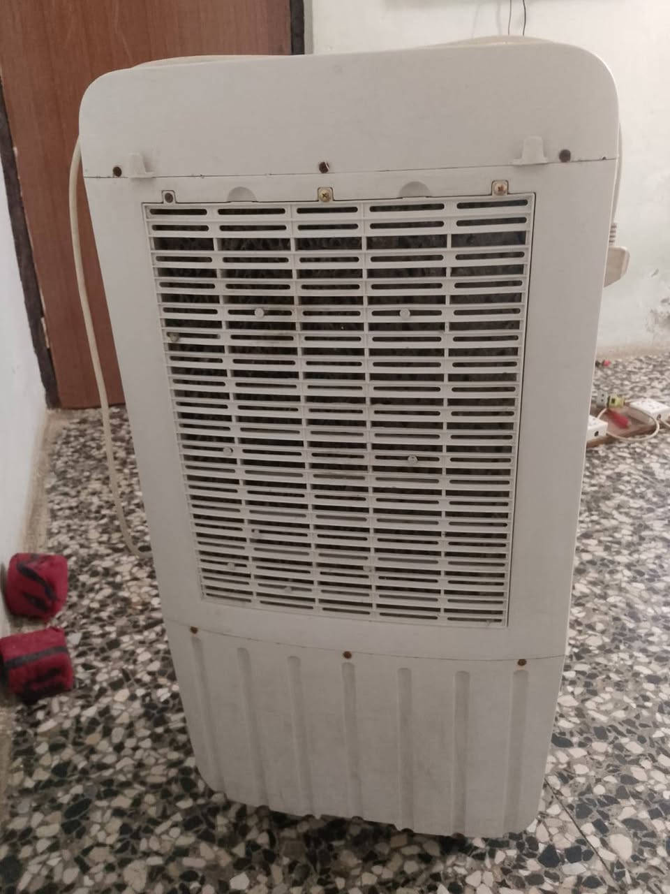 هاي الحلوه للبيع نضيفه كلش وكلشي شغال بيها
٧٥ وبيها مجال قليل
***********
مكاني بغداد
