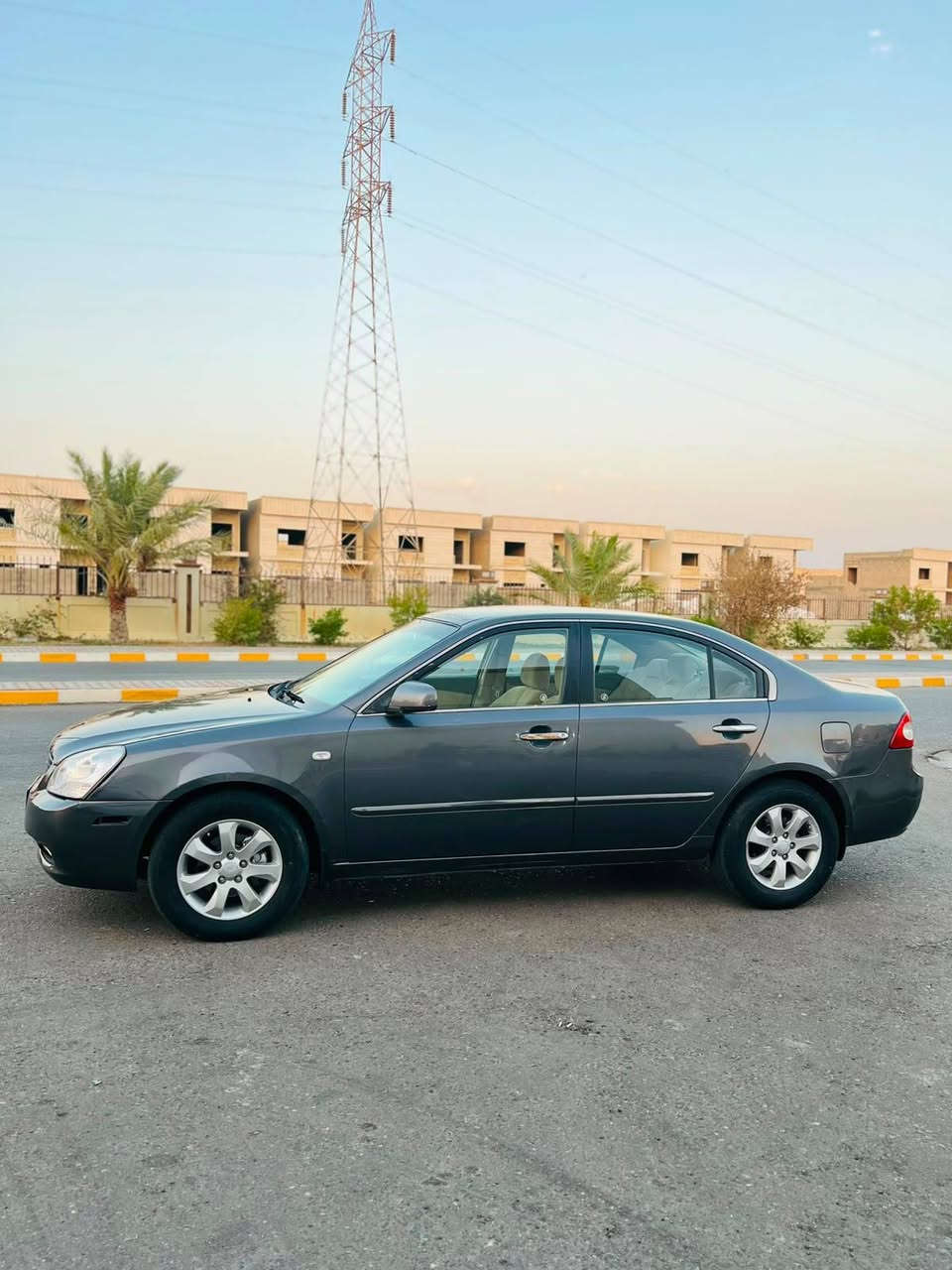كيا اوبتما موديل 2007 خليجي
رقم كركوك مشروع وطني سنويه جديد شرط التحويل والغرامات 
السيارة محرك وكير شرط بدون اي عيب 
محرك 4 سلندر الكبير المرغوب شرط بدون فتح ولا تنقيص ولا تبخير 
كير شرط بدون اي عيب شرط عالفحص 
تبريد ثلج شرط 
صدر امامي وخلفي جديد 
تايرات جدد 
ويل كب 
اربع دسك 
تحكم استرن جهتين 
اشاير بالجاملغات 
تحكم امري كهربائي 
داخل لونين 
السيارة خليجيه نظام واحد المرغوب 
السيارة كفاله عامه من الصبغ والتبديل فقط رصعات امبينة بالبنيد غير شي مبيها شرط الفحص 
السيارة جديدة داخل وخارج شرط السيارة احله من الصور وترايها زيرو شرط 
السيارة بسعر مناسب جدا جدا 88$ وبيها مجال للشراي 
العنوان صلاح الدين تكريت 
للأستفسار ***********

