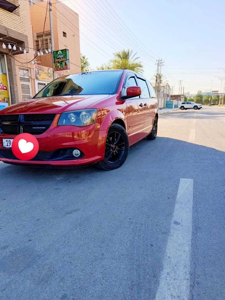 سلام عليكم
دوج كرفان للبيع خليجي موديل 2012 
بيبان كهرباء 
جنطه كهرباء 
محرك 3600
وبيه منضومه غاز 
تبريد ثلج 3قطع 
تخم تاير 
حداديه خير من الله 
كهربائيات كلهه شغاله 
السعر 138وبيه مجال قليل 
للاستفسار ***********
