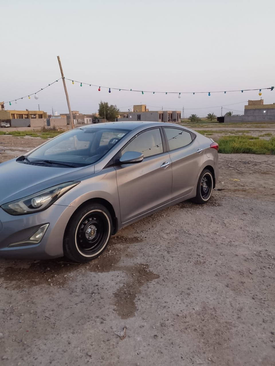 السلام عليكم النترا للبيع المكان ناصريه مركز مكينه كير كفاله تبريد قطعتين اشرا بل المري باليه باب واحد وباقي كفاله *********** قرب سجن الاصاحي
