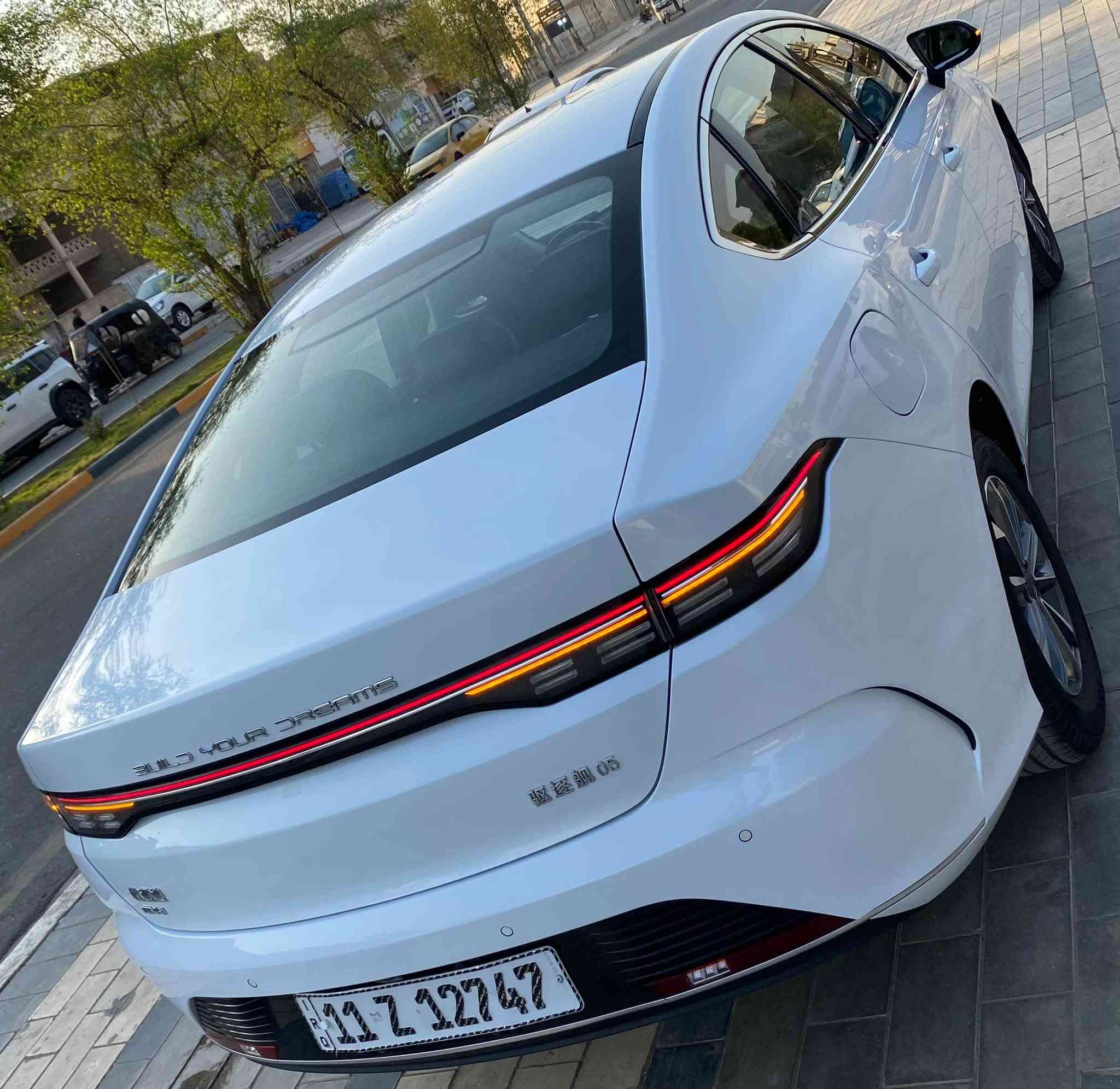 السلام عليكم BYD  دستروير موديل 2025 سنويه وهزه جديده باسمي
ماشيه 16  KM 🚘
السياره مكفوله من الصبغ بيها هاي الطعجه بالجاملغ موضحه بالصور السياره جديده وجاهزه بدون نواقص 
السعر 19400  مكاني بغداد الدوره 📍
***********☎️
