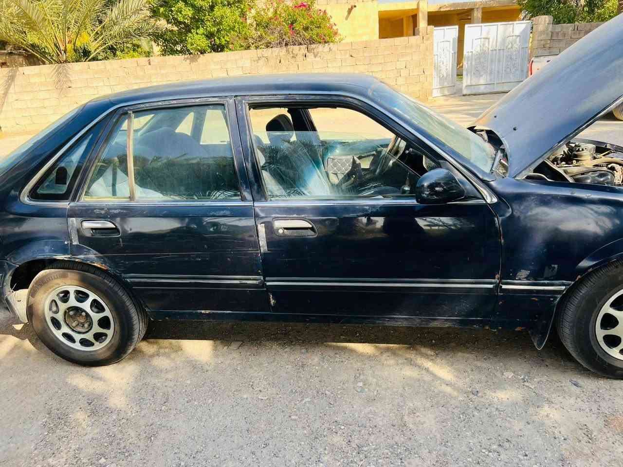 سياره برنس للبيع موديل 94 رقم بغداد الماني سنويه 28 قيرا اوتوماتيك جير محرك من الله او مراوس سياره اوتوماتيك مكان السياره بابل جبله ***********
