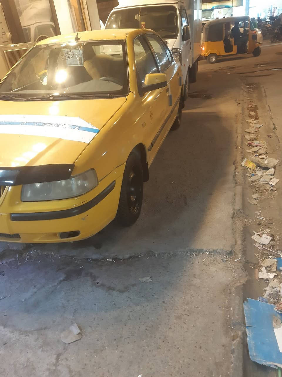 السلام عليكم سمند للبيع موديل ١٠السيارة جاهزة رقم بغداد مكينه وكير خير من الله تحويل ثاني يوم تخم تاير حداديه جديدة تبريدثلج السعر ٢٥ وبيهامجال وهذا رقم***********
