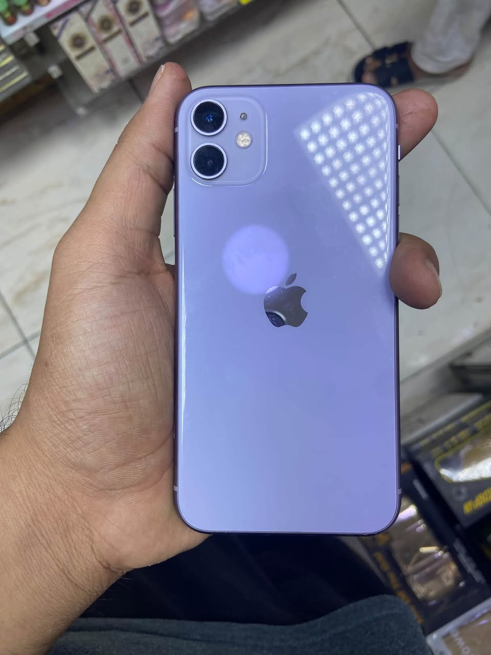 آيفون ١١ ١٢٨ • بطارية ٨٢ • بلديات شراي