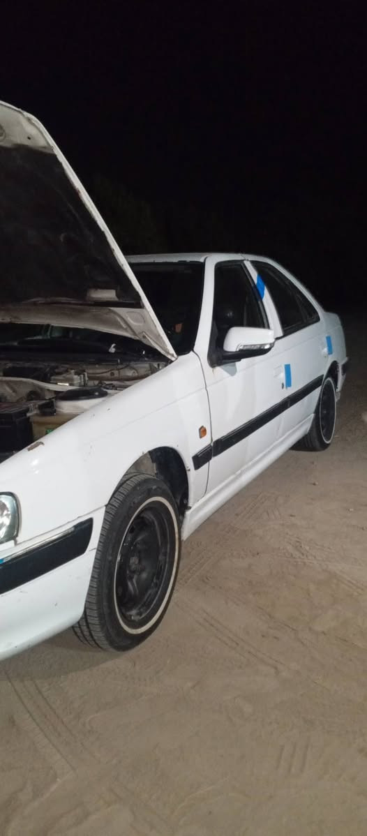 السلام عليكم شباب بيجو بارص موديل 15سياره نضيفه كير ومكينه نضيفات تبريد ثلج حدايه جديده بيه فقط ضربه ب الجاملغ الخلفي السعر 38وبيه مجال للتواصل عل رقم ***********
