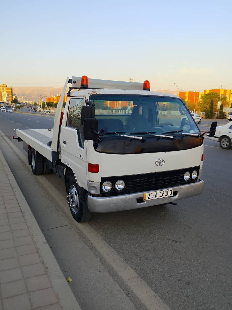 البيع تويوتادانياياباني
مواسفات کرين فلات 3 جگات نزل گاع 
موديل 2002 حجم محريك 14Bبلادي 
تبريد بارد سلج کامل مکمل بشرت فاحس
مکانه سليماني ***********

