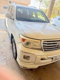 لاندكروزر • ٢٠١٢ • المنصور