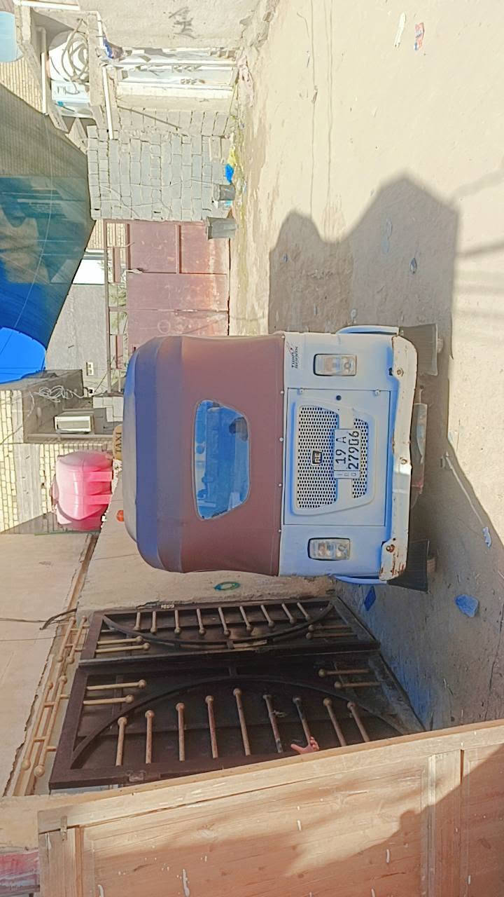 السلام عليكم تكتك للبيع بيضه 20021شهر ل/12/ رقم كربلاء سنويه ،،***********
