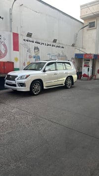 لكزس بريمير • ٢٠١٢ • رقم بغداد