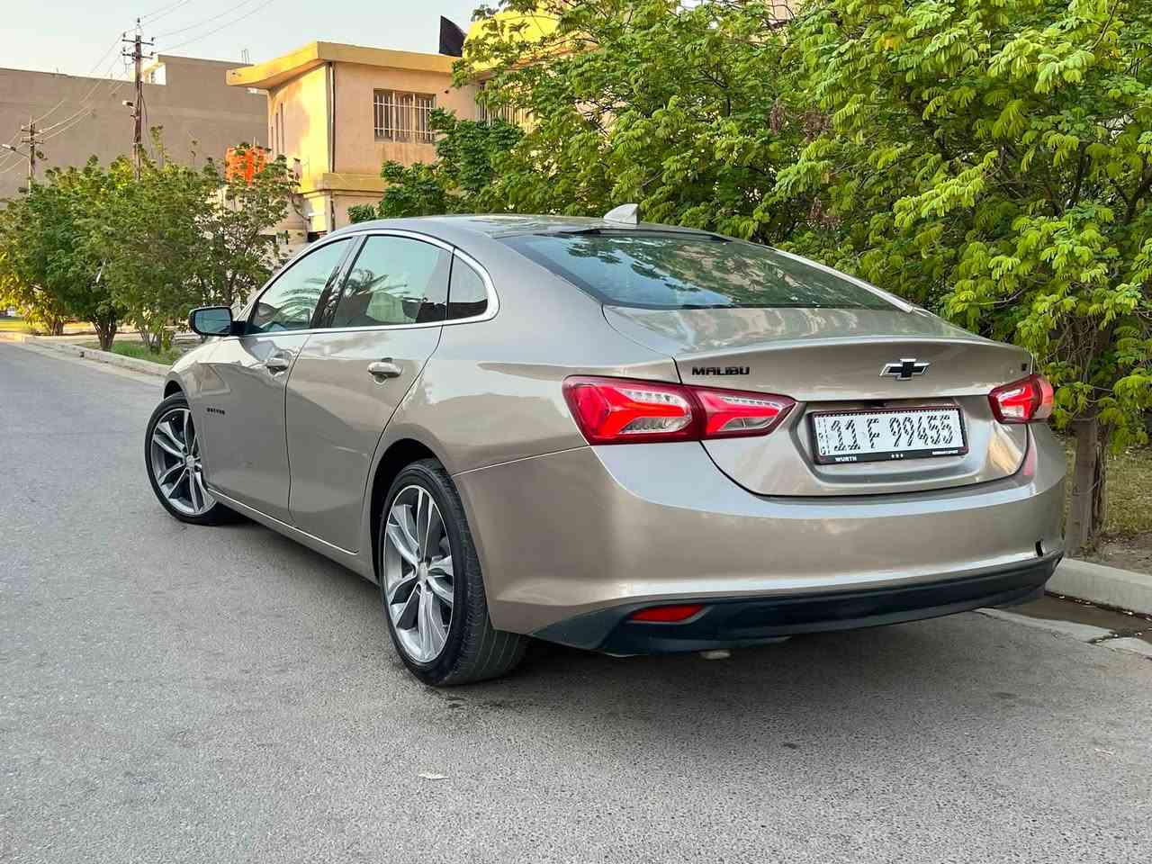 سلام عليكم
ماليبو 2023 LT2 
حادث جاملغ خلفي بدون ارباك بدون دواخل
مواصفات 
رادار امامي 
نقطعه عمياء
قياده ذاتيه
تحديد مسار
كشن جلد
تحكم كشن كهرباء السائق والصدر
تدفئه تبريد كشن
تدفئه في المقود 
سيتم سماعات BOOS
تبريد مركزي منفصل
قطعتين تبريد
لايت زينون 
بك لايت لد نجمه
علايم سياره بلاك بل كامل
سايد بريك بصمه
.
سياره تصليحها درجه اولا امانه الله
سعر 135$ وبيها مجال شي بسيط
سياره رقم معوقين
موقعي بغداد حي العدل او الكاضميه
متواجد فيس او واتساب
.***********
