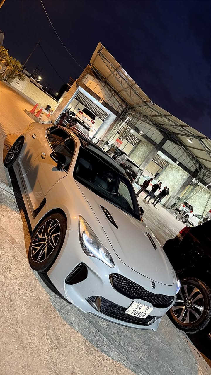 يالله .. السلام عليكم

كيا ستنكر gt line 2023 للبيع او المرارس 
محرك 2500 
4 سلندر
دفع خلفي ايكسل
لون سمنتي 
مواصفاتها معروفه وخير من الله
بنوراما
كشنات تدفئه 
رادرات تنبيه الخروج من مسار

سستم سماعات Harman Kardon

بطاريه AGM الاصليه بس هاي سعرها 285 الف

ماشيه 45 الف

شواصي و كير ومكينه كفاله

حادثها 3 قطع مدكرين وبنيد

سنويه بأسمي تحويل ثاني يوم

سعر 178 وبيها مجال تجي وعيوني الك

مكان السياره بصرة
ما موجود على الفيس
***********
***********
