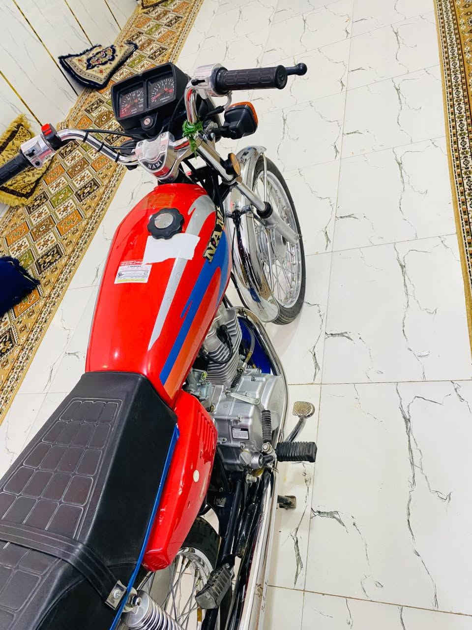 السلام عليكم نامه شلامجه 26 وراق سكنر درجة جديده وكله شغاله ما صار هواي ستخدام اقل شهر مكفوله من كلشي سعره مليون وبيها مجال قليل مكاني ميمونه ***********وتساب
