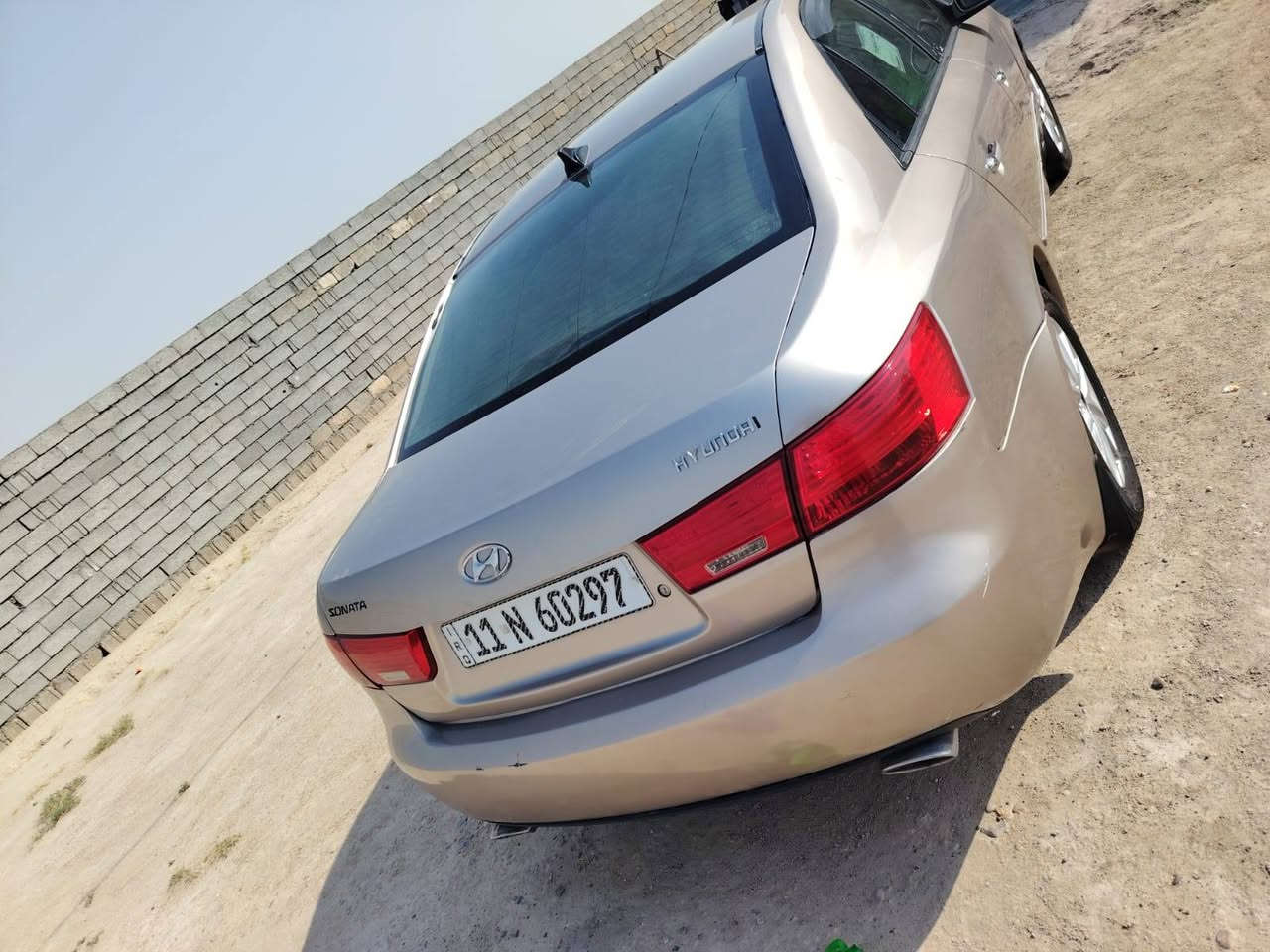 السلام عليكم من رخصت الأدمن سوناتا 2006 محدثه 9  بغداد انكليزي فول مواصفات مصبوغه عام ضرره جاملغ خلفي مكينه 6 سلندر تبريد ثلج جاهزه من كلشي السعر 75 وبيه مجال  مكاني التاجي سبع البور  هذا رقمي 
***********
ملاحظه للبيع فقط بدون مراوس
