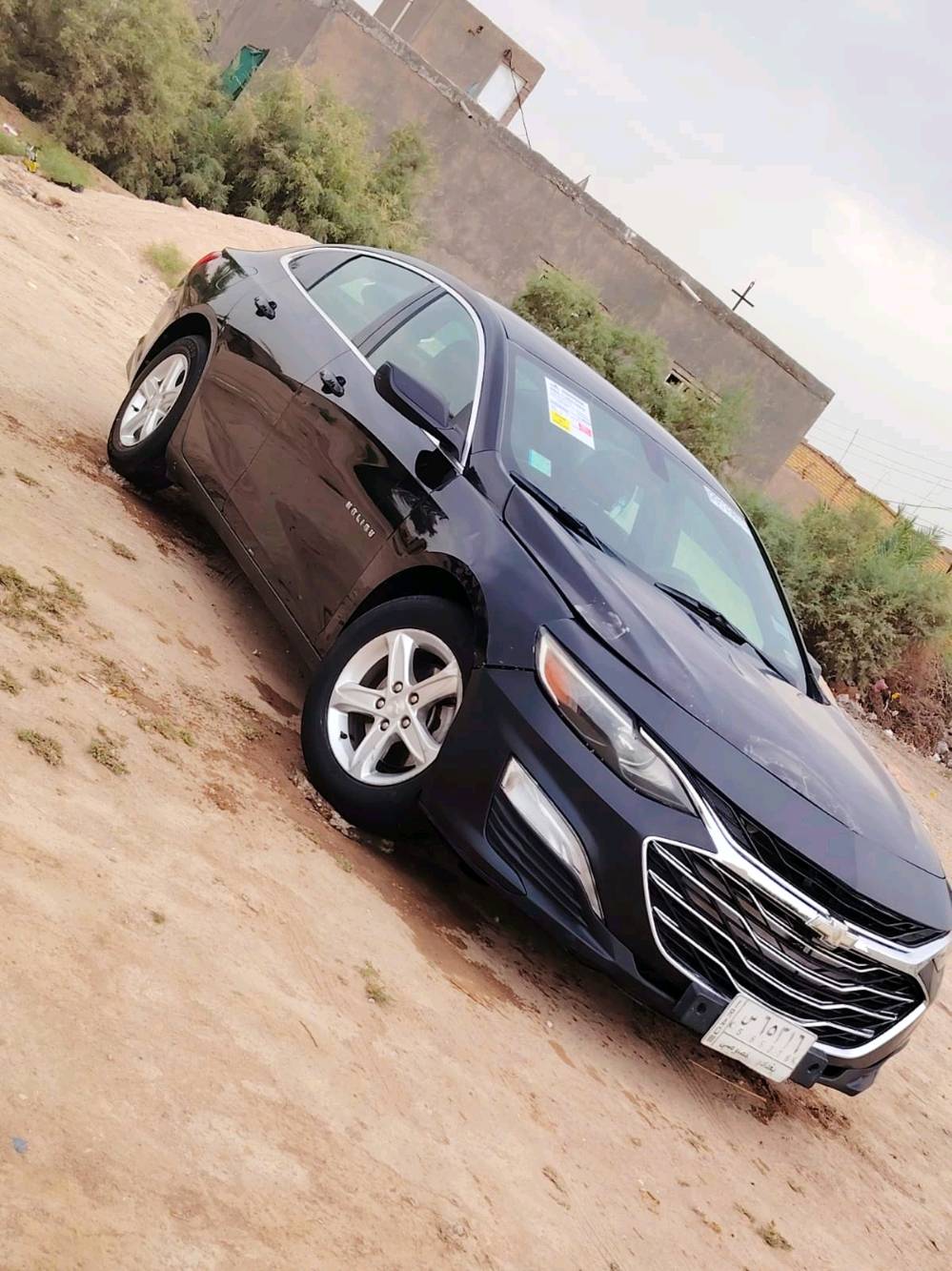 السلام عليكم للبيع مراوس ماليبو 2021 وارد امريكي رقم بغداد معوقين باقيلها 5 اشهر وتصير حره وكاله عامه حادث السيارة مقدمة البنيد صبغ كير ومحرك وحادية وتخم تاير كفاله السعر 90 وبيها مجال مكان السيارة الناصرية الستفسار كامل الانتصال على الرقم *********** متواجد واتساب