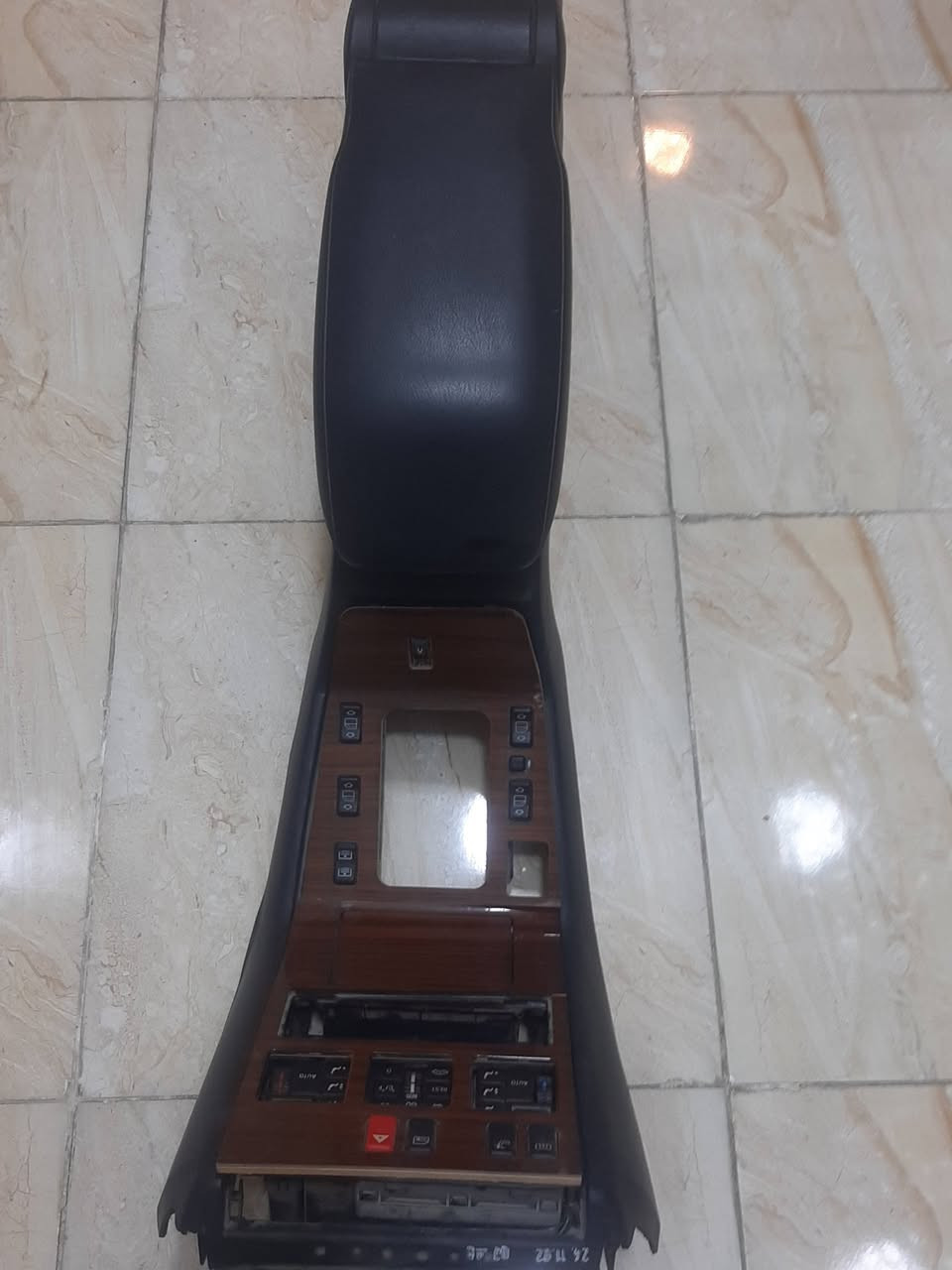 حصان شبح مع صاجيات للإستفسار ***********
