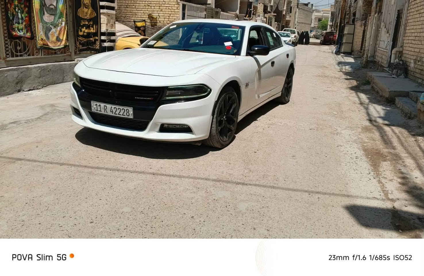 السلام  عليكم للبيع جارجر  ارتي ماكس فول موصفات مديل ١٧ حادثها دعاميه وبدنه والباقي السياره كفاله عامه قطره صبغ مابيها وبيه طخه بالباب الخلفي ع كد شبر صور الحادث موجود بل منشور السياره صدر جديد وياله جدد تايرات تبريد جديد السياره عليه منضومه غاز العنوان بغداد الدوره رقم ***********

