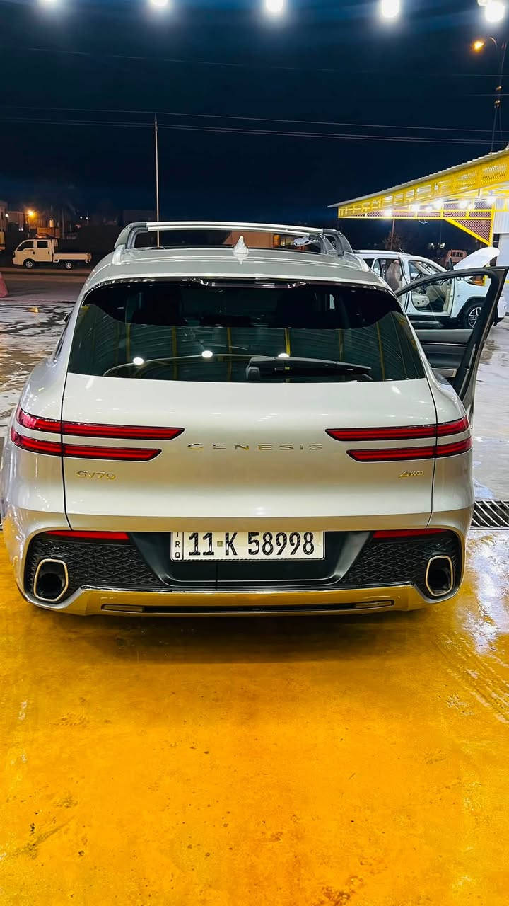 GENESIS GV70 للبيع
السلام عليكم 

للبيع 

جينسس GV70 

موديل : 2023

محرك : اربعة سلندر 2.5T 

العداد : 52000 كيلو 

مواصفات : 1/1 

الحادث : ضربته كلش خفيفه و  كما موضح بلصوره

رقم الشاصي : KMUMADTB1PU116424

السعر :     $31,000

مكان السياره : الانبار

رقم  : ***********
@إشارة
