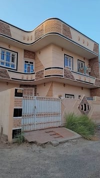 تكريت حي الجمعية • ٤ غرف • مقابل حديقه