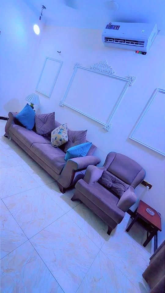 للبيع تخم قنفات تركي 7 مقاعد يصير جربايه
للاستفسار ‭+964 772 614 3085‬
