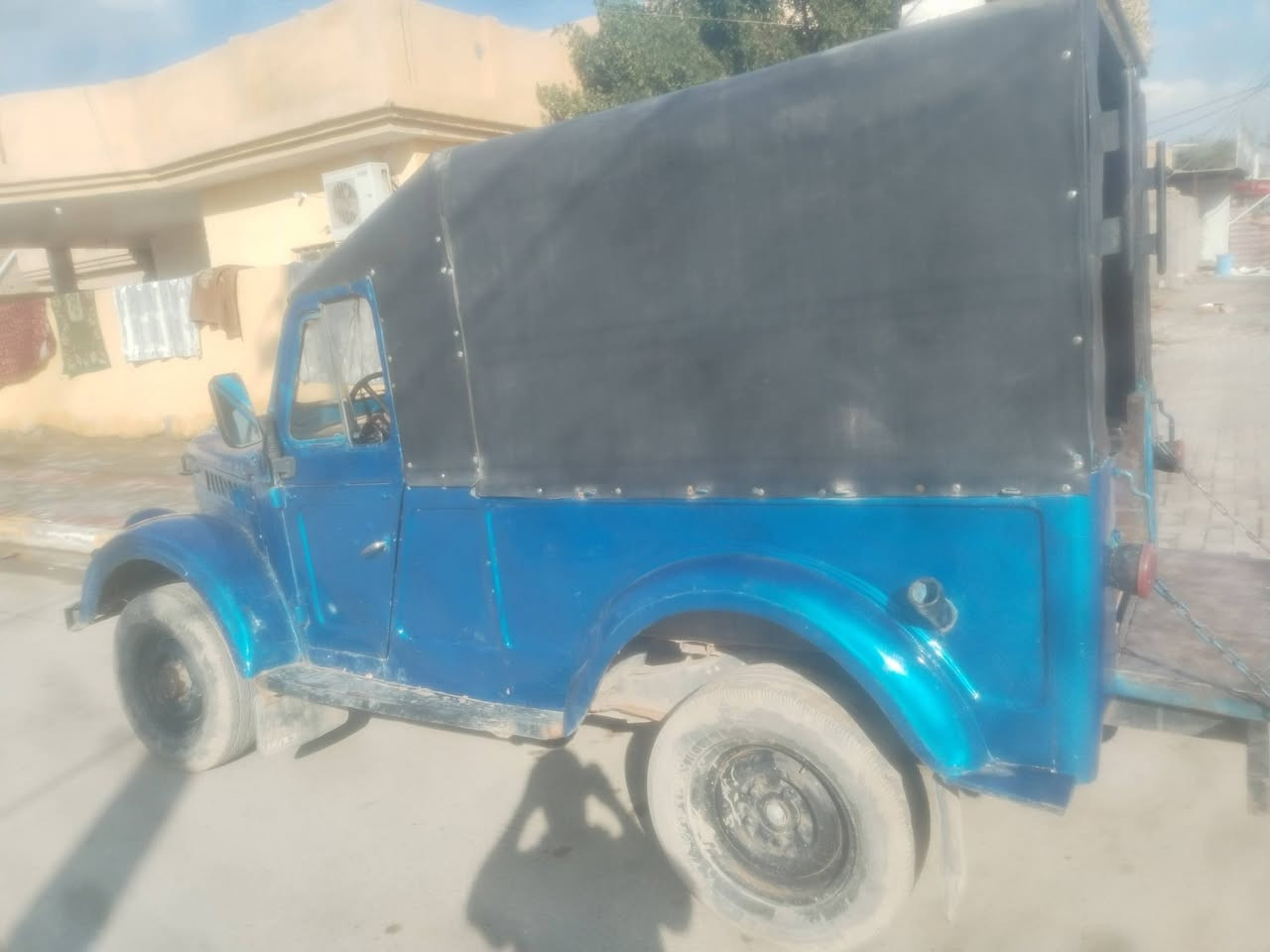 للبيع كير او محرك واكسل وكشر خير من الله محرك ونس عادي جاهزه للشغل والشراي يتصل ***********
