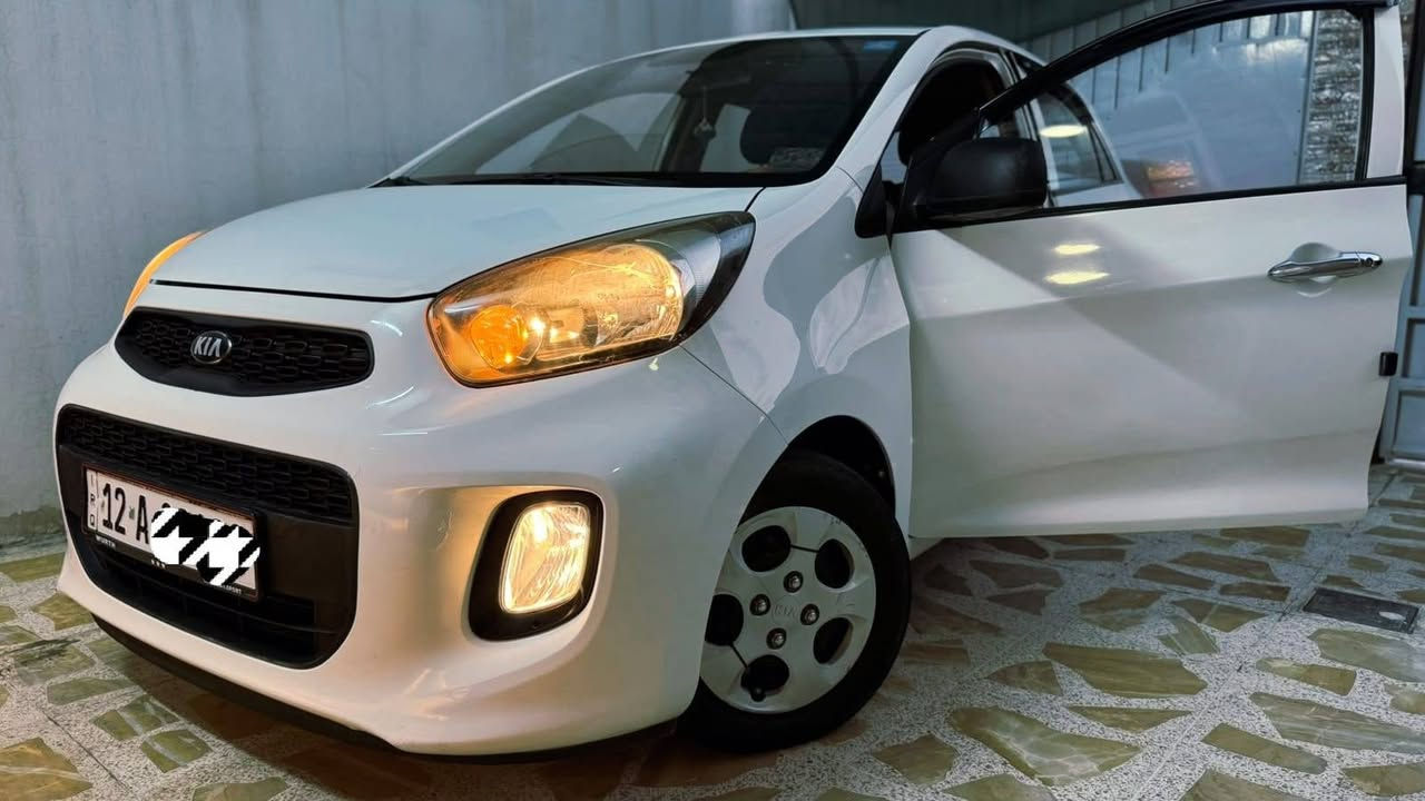 🚗 كيا مورنينغ (Morning) بيكانتو موديل 2016 للبيع - ممشى قليل وبحالة ممتازة! 

العداد (المسافة المقطوعة): 70,000 كم فقط (ممشى قليل بالنسبة للموديل) قابل للزيادة

ناقل الحركة : أوتوماتيك(Automatic)

المحرك: محرك اقتصادي جداً (Kappa DOHC 12V)، ثلاث اسطوانات يوفر بشكل كبير في استهلاك الوقود وبحالة ممتازة

حالة البودي والطلاء:
🛠️ السيارة مكفولة عدا باب السائق مصبوغ فقط، وباقي البودي بحالة نظيفة جداً

🖥️ شاشة أندرويد ذكية

❄️ مكيف هواء ممتاز وقوي (بارد/حار)

💺 غرفة داخلية مميزة بمقاعد جلدية سوداء نظيفة جداً 
🛞 الميكانيك والكهرباء: بطارية جديدة، محرك وجير غير مفتوح  والسيارة جاهزة للاستخدام فوراً دون الحاجة لأي مصاريف.

💰 السعر المطلوب : 90
اتصال أو واتساب
***********
