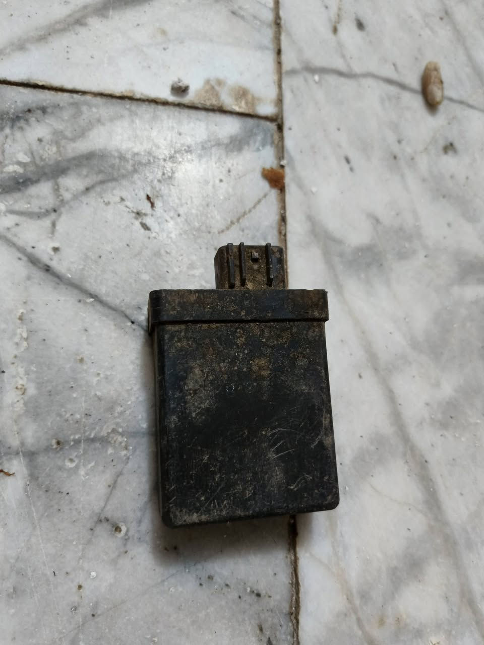 سلام عليكم عقل دراجه 60 ست خطوط شغال لبيع سعر 15الف بي مجال شراي راسلني واتساب *********** مكاني سوق الشيوخ
