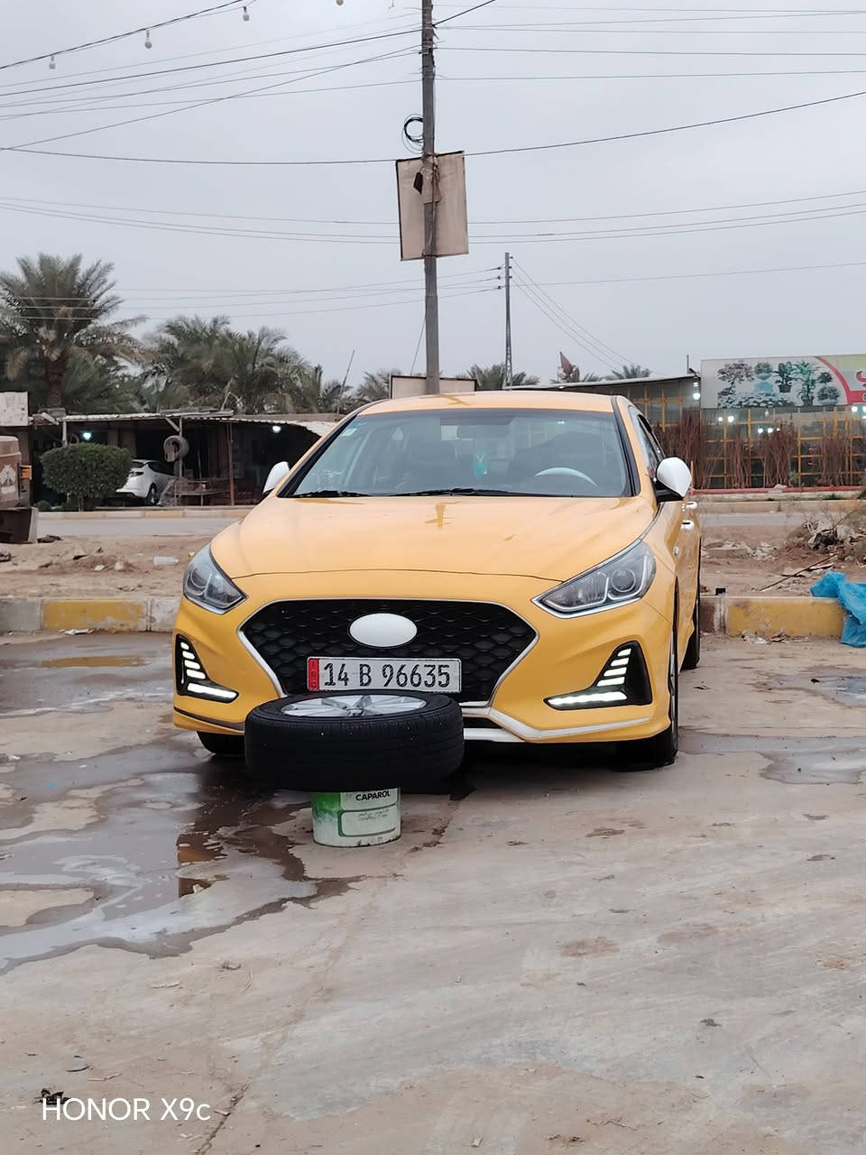 سلام عليكم سوناتا للبيع كفاله عامه سياره جهازه من تخم تاير حدادي جديد كير مكينه كفاله  سنويه 31 كوريه مديل 23  سياره جهازه الخر حبابه ولسعر خاص وهاذ رقمي ***********
