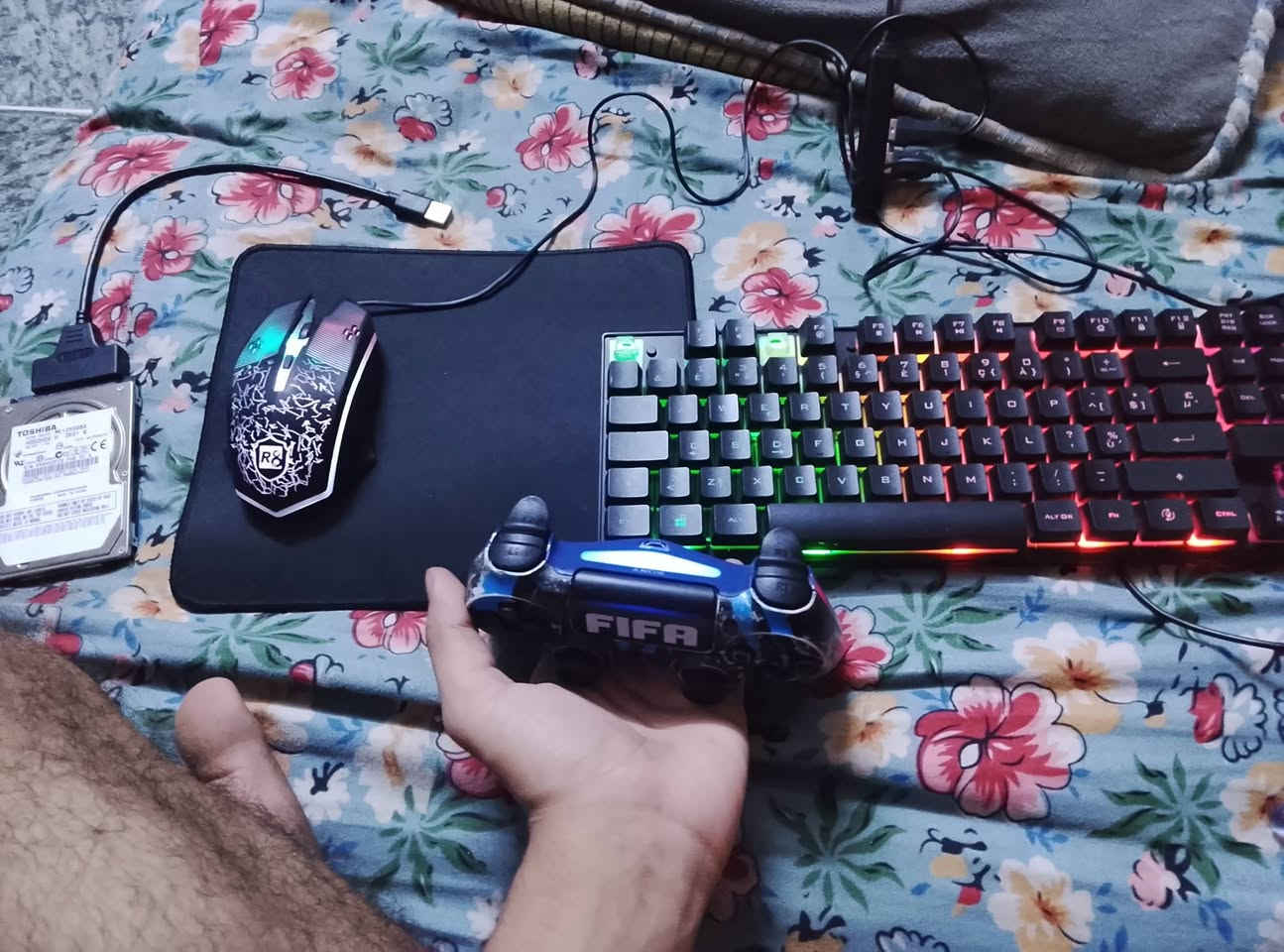 بلي فور • هارد ١٢٠ جيجا • كيبورد ماوس RGB