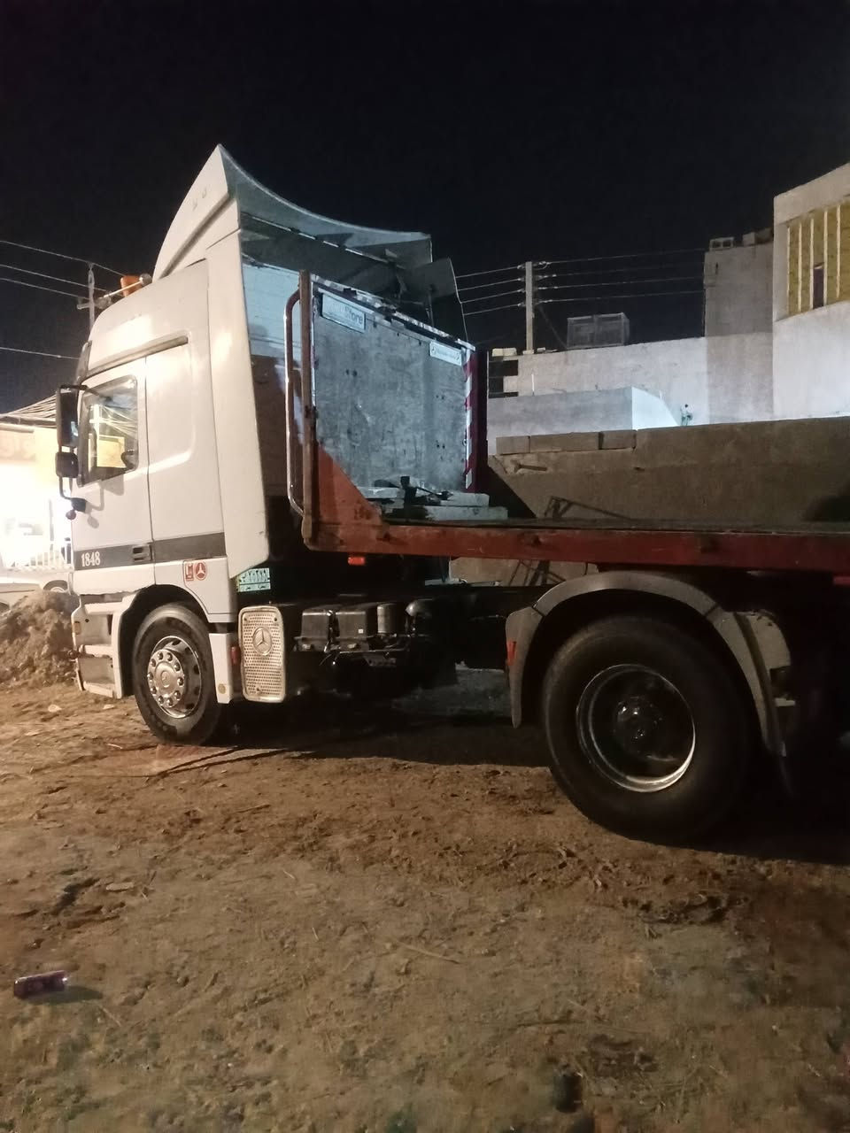 السلام عليكم اكتروز موديل 98 حجم 48 ماكينه ثمانيه سلندر الرقم ***********
