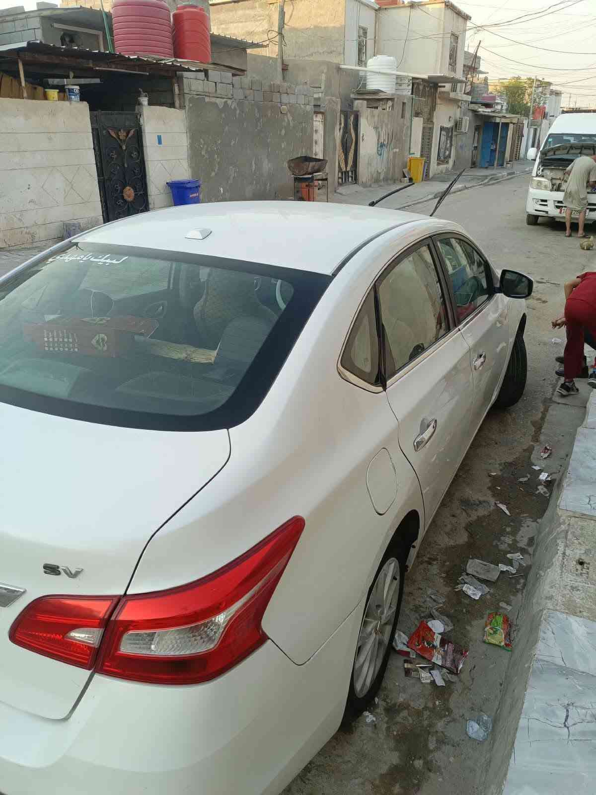 سلام عليكم شباب نيسان سنتره موديل 2019السياره ادوات ادوات ادوات بس بيها رقم شاغل ربيل السيارة مكفوله من الكص ول ضربه مكينه 1800السياره جديده الله شاهد واسياره بصمه واردها امريكي عنوان بصره ***********اني مكلف بلنشر السعر 60 او بيها مجال قليل
