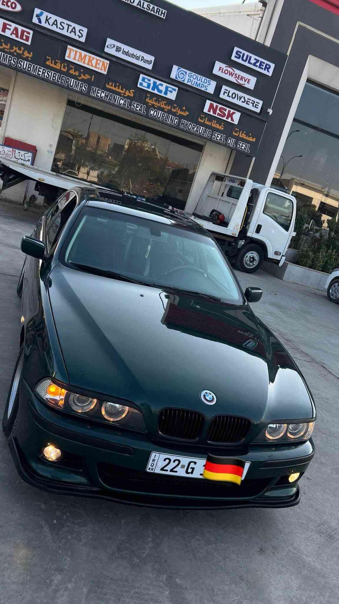 سلام عليكم

BMW-E39-1996-525i
1-سلايت جام طكتين
2-اربع جامات اوتو
3-كشنات M جلد مال2000 خمس وضعيات 
4-صاج اسود M
5-ابواب كارتير 
6-سقف 2000
7-ستيرن تحكم كهرباء 
8-مرايات كهرباء
9-كير تبترونك
11-دعاميات امامي خلفي M 
12-ترايش لايتات M 
13-عليها شفه امامي M  
14شادله منضومه غاز جديد 
15 منضومه مال زنون 
طخم تايرات جدد
صبغ عام 
هزه وفحص جديد السياره
تبريد كير مكينه خير من الله 
تخم تاير جديد 
صدر كله جديد
سياره جديده وجاهزه من كلشي 
السعر 80 وبيه مجال 
بغداد بلديات
***********
