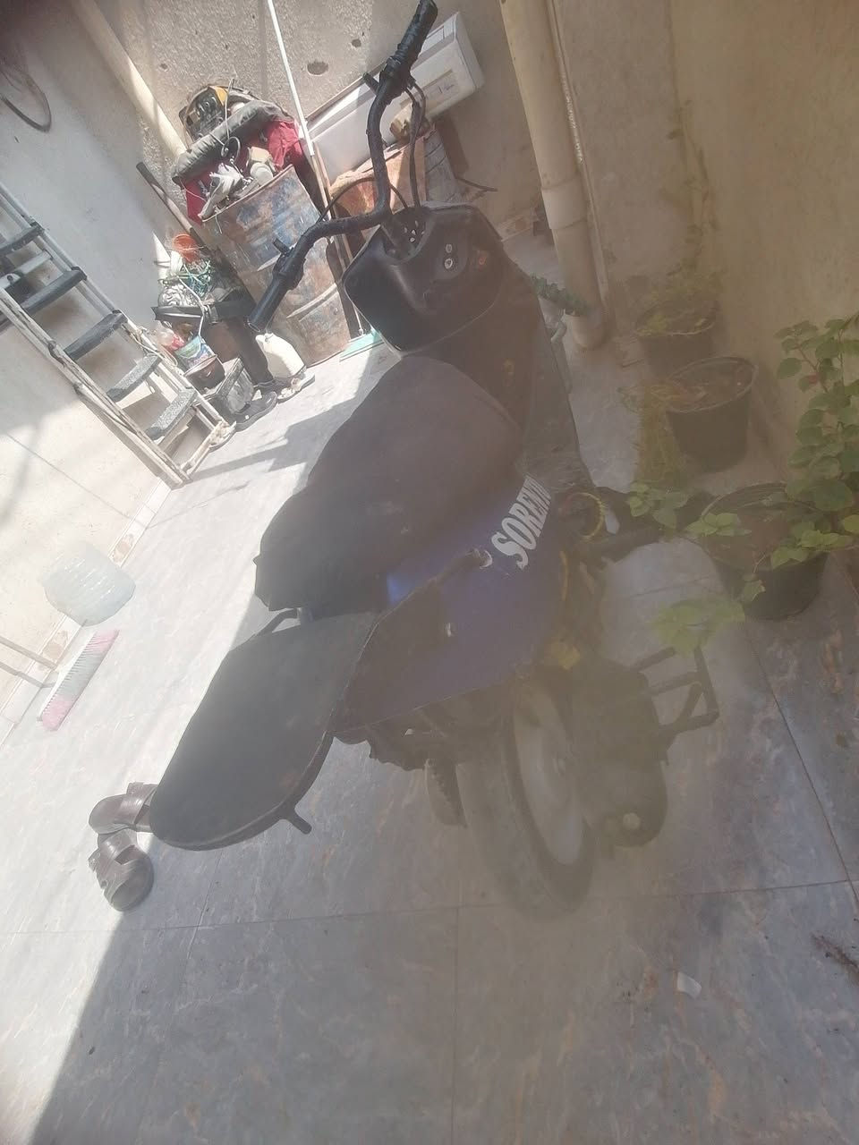 دراجه للبيع تسع زروف 9 للبيع اغاني حمدان ابو الخصيب بصره  دراجه جاهزه تشتغل كل شيء ما بيه شغل واطلع  مستعجل على البير 200 وبيها مجال ويسولف الشراي مستعجل على البيع يخابرني لا يخابرني  *********** اذا مو شراي لا يخابرني الشراي ستوته
