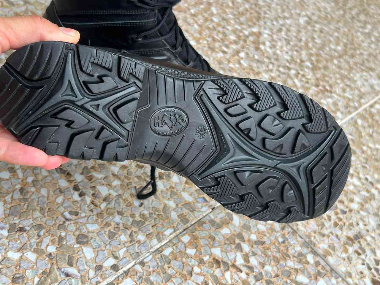 Haix- 🇭🇷 szie 42. Goretex

هایکسی کڕواتی دەژە ئاو سایزی ٤١..ئۆرجنال- ١٠٠/١٠٠ خاوێن

 ماركة هايكس اورجنال اصلى 🇭🇷 كرواتى قياس ٤٢..ضد الماء-
