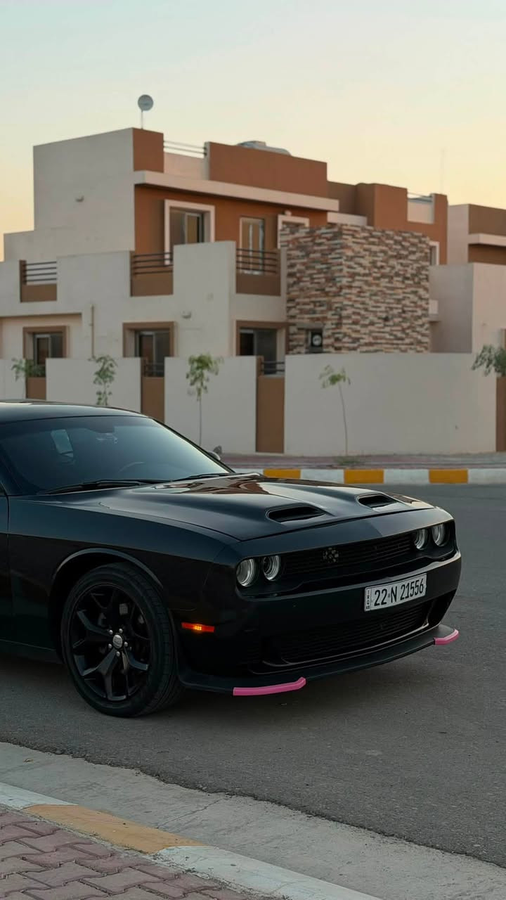 Dooug Gallinger Last Call2023 
النداء الاخير 
عداد المشي 98 كم 
مواصفات السيارة sxt 

تخم تايرات جديد 
صدر وحدادية جديد 
كير محرك شاصي ايرباكات بشرط كله 
ويل 20 
سنوية ورقم جديدة تنتهي 2030 
السيارة كاعده وحيل حلوة متصرف عليها ربع حتى دفتر خروجية بيها

تفاصيل وسعر واتساب او اتصال 
***********
