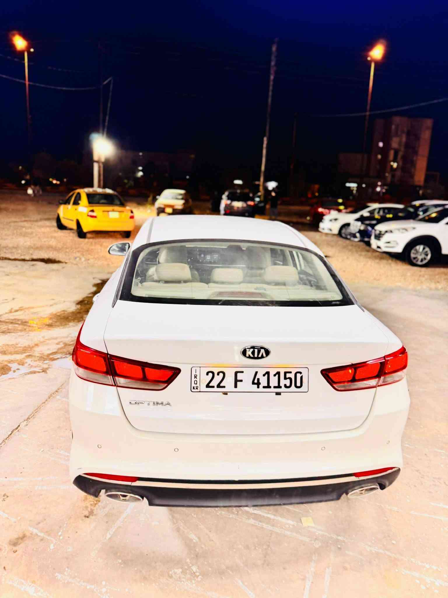 يا الله اوبتيما موديل 2018 خليجيه مكفوله من ضربه وتبديل بيه صبغ باب الصدر وجاملغ خلفي بدون لا ضربه ولا معجون بس صبغ وبيه رصعات حالوب خفيفيات كلش مكينه 2400 وكير  كفاله حدادية كله جديده دواخله جديده كهربائيات كله جاهزه تخم تاير جديد بصمه سياره خير من الله تبريد ثلج ❄️ رقم اربيل سنويه لل30 راعيه بل ديوانيه تريد وكاله تحويل شرط السعر 146 وبيه مجال بسيط جداً رقم الهاتف *********** مكانه ديوانية
