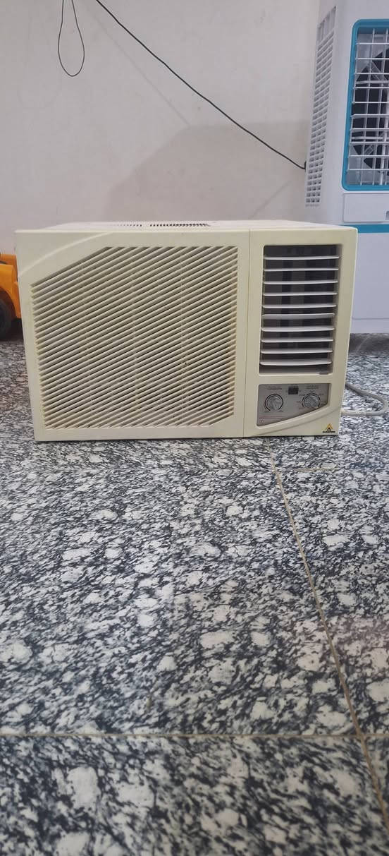 المكيف سعره 250 جديد راوتري ***********
