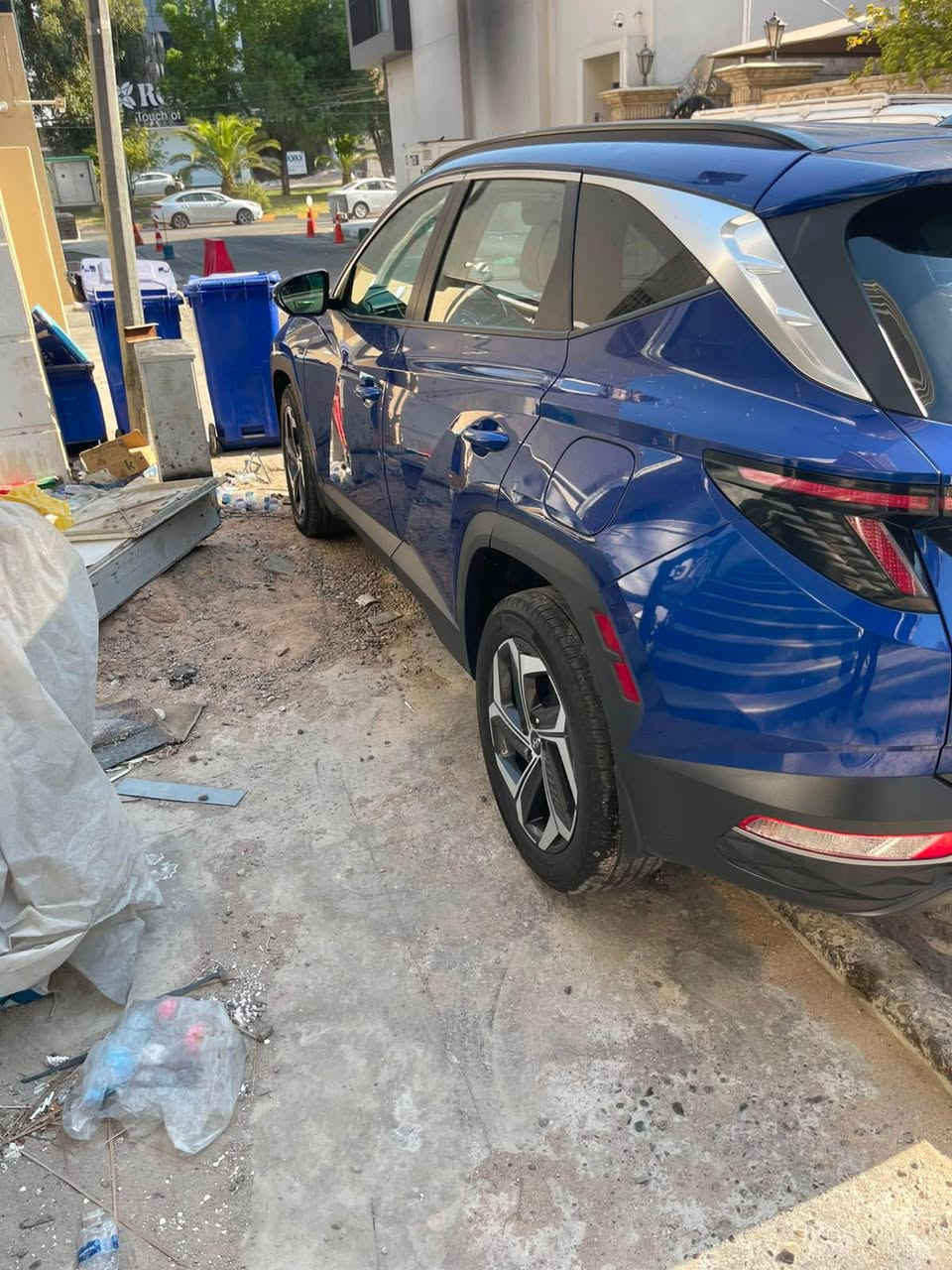 هونداي توسان 2023

ماشية 26mil

بدون ايرباك (طاك) 

المواصفات:

.قطعتين تبريد 

.صندوك كهربائي

.اشارة بالمرأة 

. بانوراما 

• بصمة تشغيل وأبواب  

• اصوات ترحيب

. عدادات دجتل (شاشة)

• شاشة كبيرة  

• تشغيل عن بُعد  

• شحن وايرلس  

• كشنات جلد + كهرباء

• كار بلي 

• حساسات أمامية وخلفية  

• سايد بريك كهربائي + أوتو هولد  

• 3 وضعيات قيادة

السعر 180 و بيه مجال 
الاستفسار 
*********** بغداد, العراق
