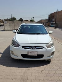 اكسنت خليجي • ٢٠١٣ • فتحة سقف