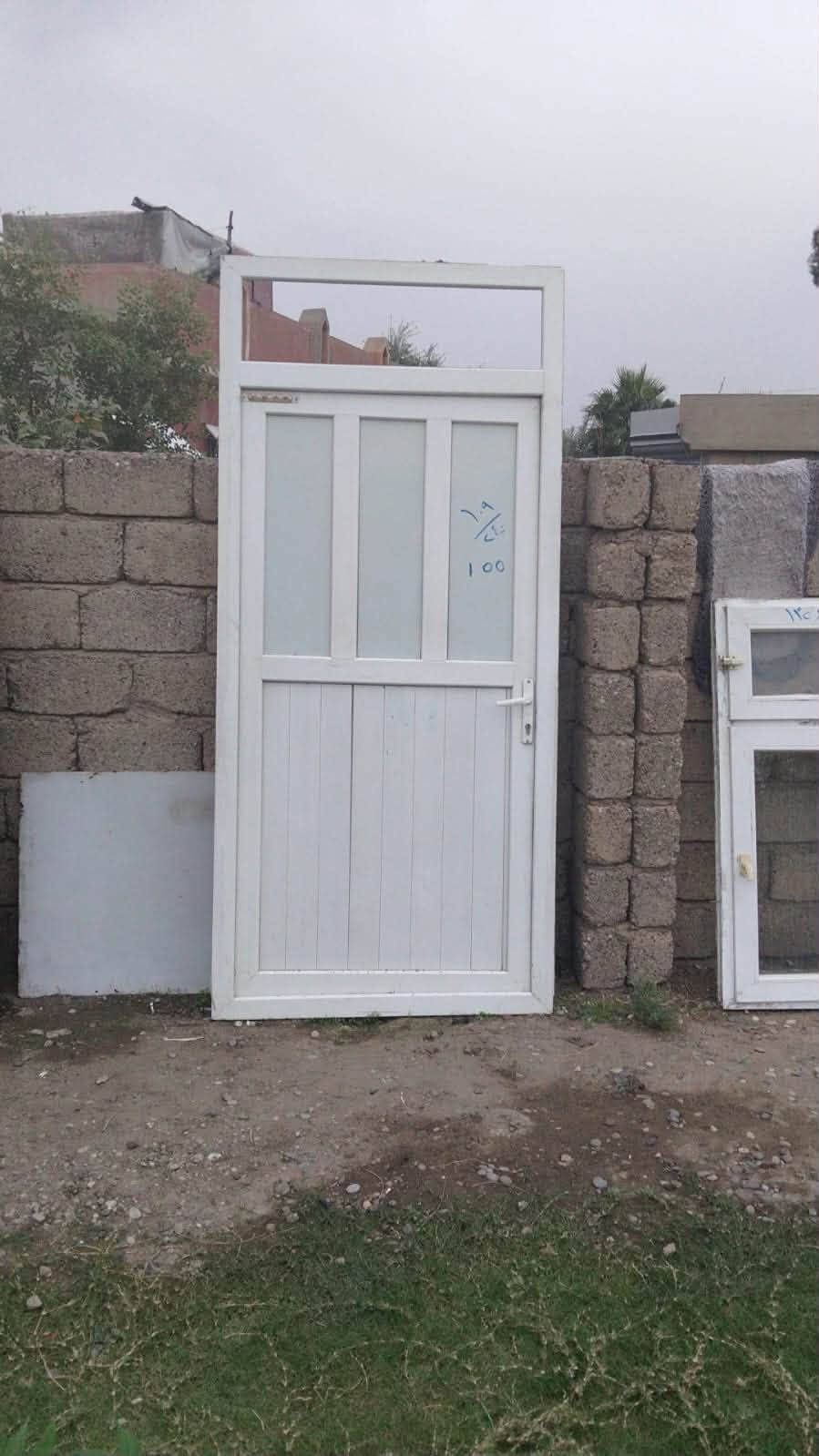 ابواب حديد • ابواب بلاستيك • ساحة العدلة