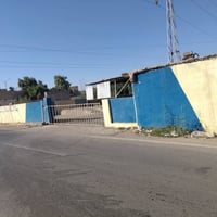 غسيل سيارات • مقابل مطعم الحجي • ٨ص-٧م