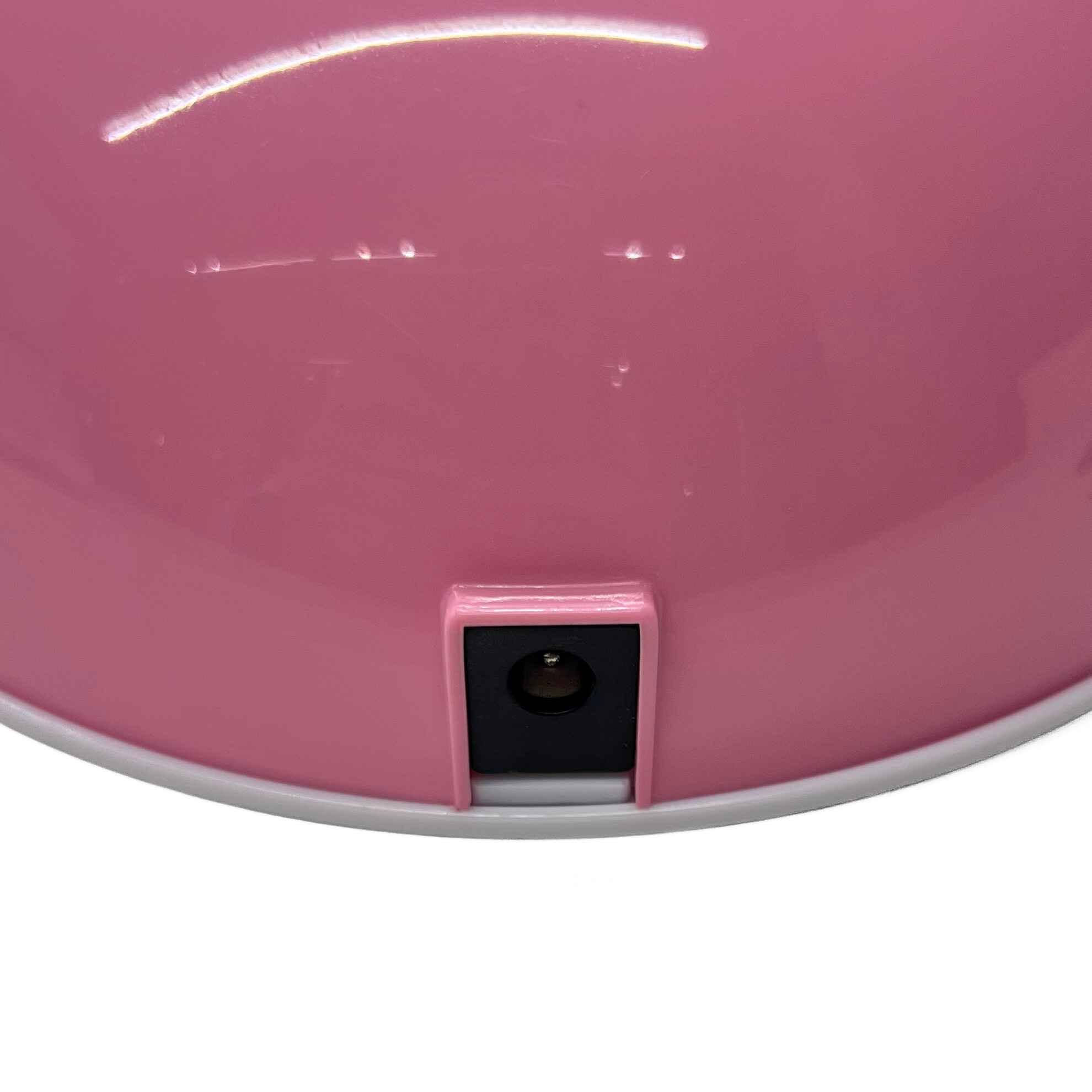 ✨💅 خلي لمعة أظافرك دايمًا جاهزة… وبكل أناقة!

مجفف الأظافر LED/UV اللي يخلي كل جلسة عناية كأنها صالون احترافي بالضبط!

⚡ يجفف بسرعة بثلاث سرعات: 30 ثانية، 60 ثانية، و99 ثانية مع استشعار تلقائي
🌞 ضوء لطيف يشبه ضوء الشمس… مريح للعين وما يأذي البشرة
💎 يحافظ على لون الجل بدون اصفرار، ويعطيك لمعة ثابتة وقت أطول
🏠 تصميم جميل ومناسب للبيت أو الصالون
🔆 متوفر بخيارات إضاءة مختلفة لتناسب كل احتياجاتك (12 – 18 – 30 LED)

معاه… كل جلسة أظافر تصير أسرع، أمان أكثر، ولمعة أحلى! 💖💫

يوجد توصيل للجميع محافظات العراق والتوصيل مجاني البصرة, العراق

نص مكتوب في الصور:
- NAIL POLISH / ACRYLIC DRYER
- CURING UV/LED LAMP FOR NAILS
- UV/LED NAIL DRYER FOR GEL POLISH & ACRYLICS