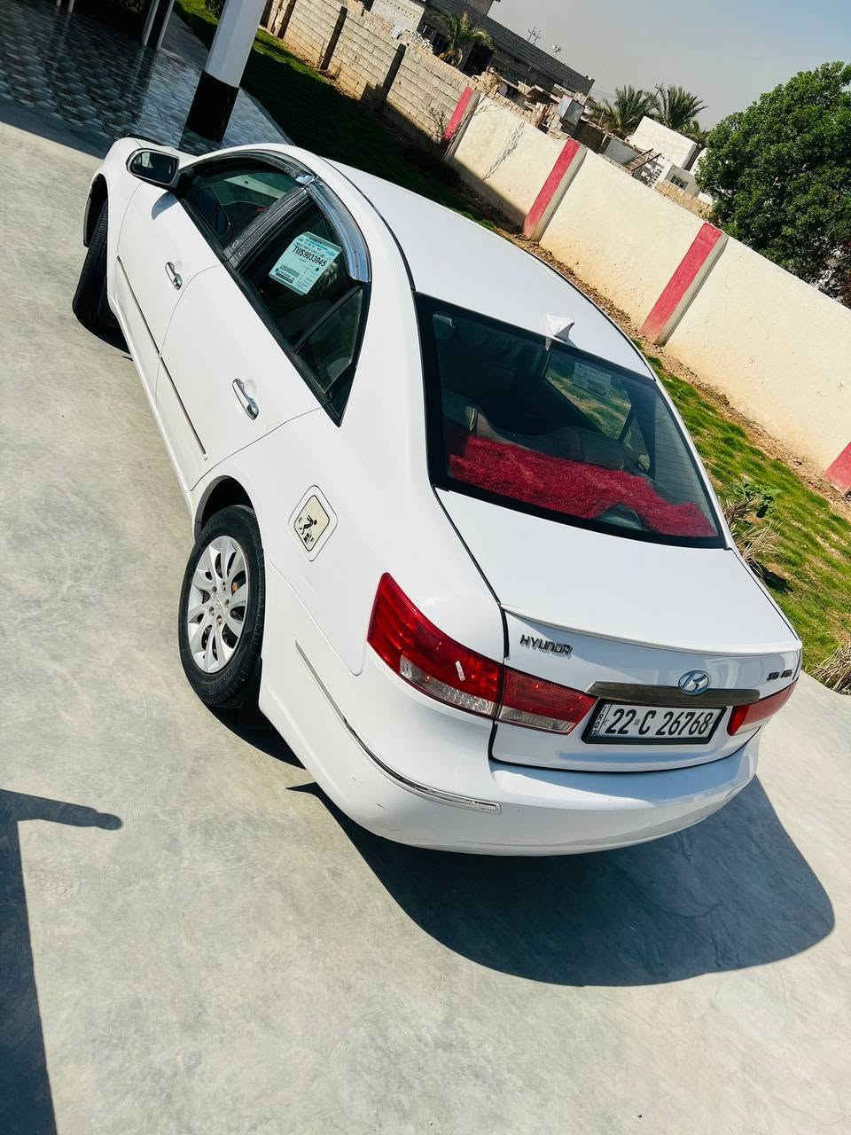سوناتا 2009 خليجي، اللون أبيض، محرك 2400 سي سي (دوش)، ويل دوش بلادي.

الرقم: أربيل الجديد (السيارة باسمي، شرط التحويل فوري).

 داخلية نظيفة ودشبول بلادي. أرضيات وفرش بحالة ممتازة.

 الكير والمحرك مكفولات وبحالة ممتازة، التبريد شغال ثلج، السيارة جاهزة  (شغل واطلع).

نظيفة جداً وموضح بالصور، بيها قطعتين صبغ فقط (الجاملغ الأمامي والباب الخلفي) بدون دواخل.

السعر: 110 ورقة (وبيها مجال طيب للشراي ).

للاستفسار والتواصل: الاتصال على الرقم *********** 

الموقع: ديالى - خان بني سعد 📍
