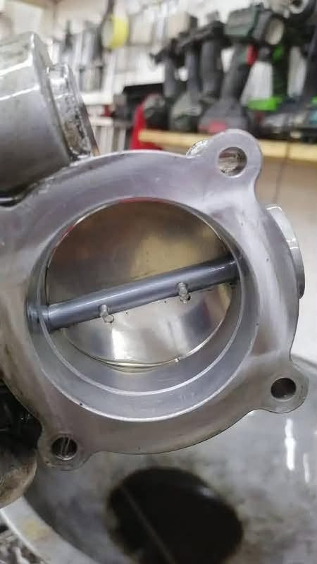 � ورشة الأمل لصيانة السيارات الحديث
🔧 خدماتنا:

* تنظيف وفحص النوزلات (البخاخات)
* تنظيف وفحص الحساسات
* تبديل  فلتر البانزين
* فحص فيت بم بجهاز الفحص
* فحص المجاويل والأنظمة الإلكترونية
* فحص وبرمجة حاسبة السيارة
* بلكات أصلية وتجارية لجميع السيارات
* تنظيف غرف الاحتراق
* فحص وتشخيص أعطال السيارات الحديثة

📍 قرية النميصه 
***********
